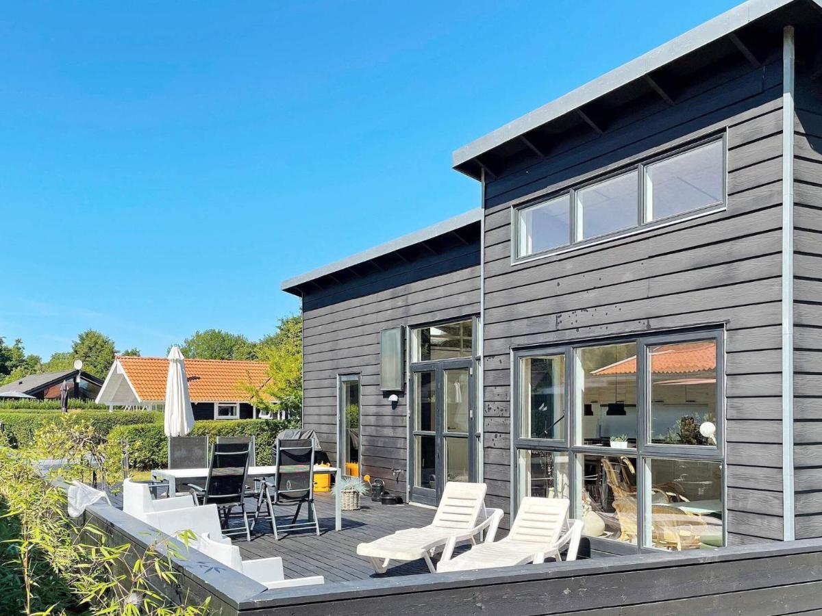 6 Person Holiday Home In Bjert Sønder Bjert المظهر الخارجي الصورة