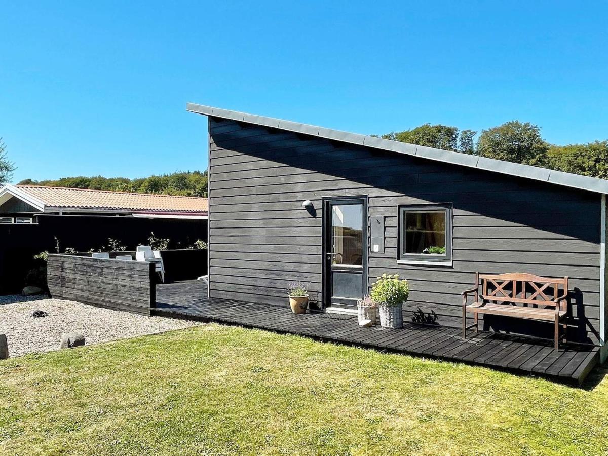 6 Person Holiday Home In Bjert Sønder Bjert المظهر الخارجي الصورة