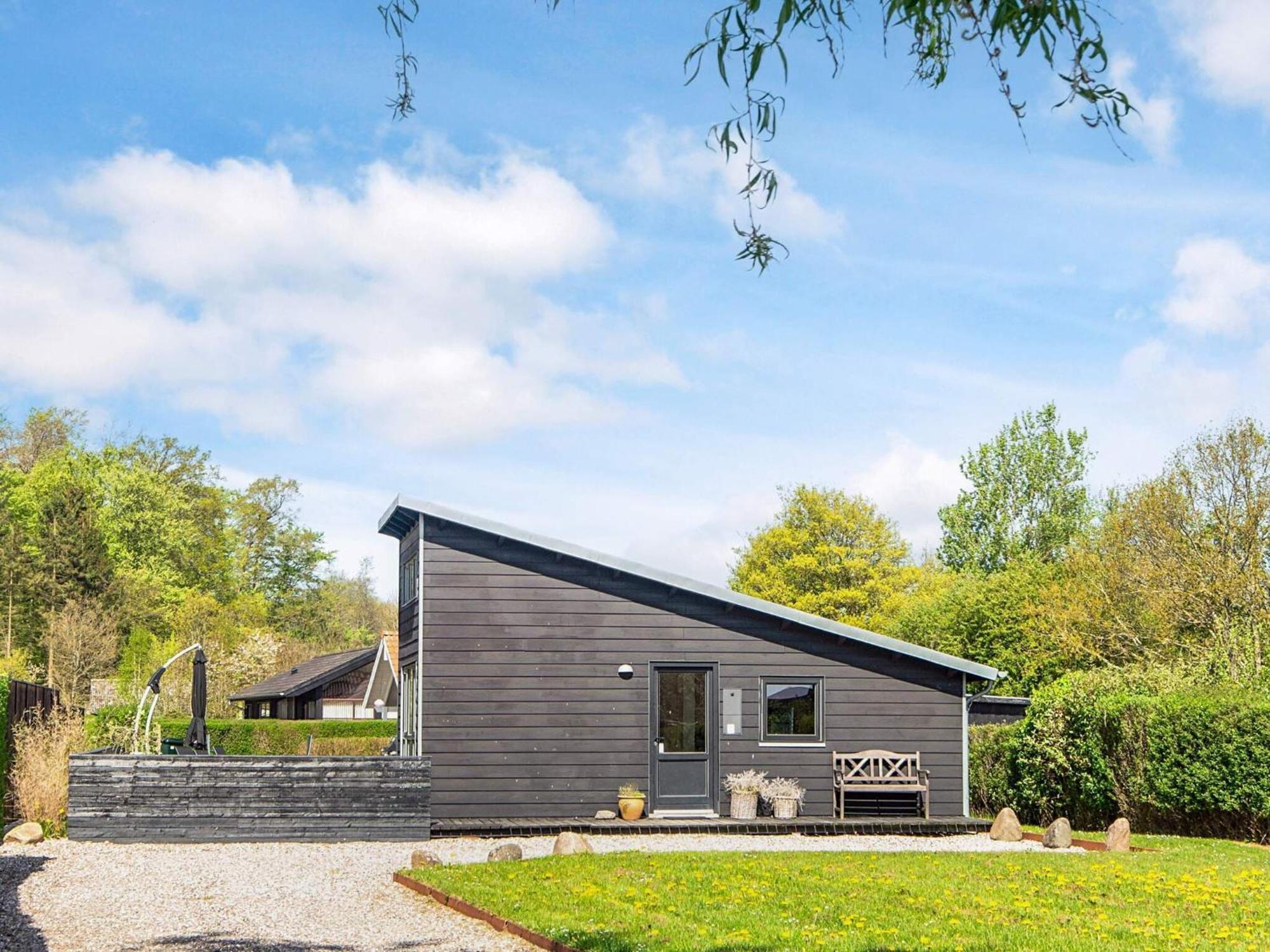 6 Person Holiday Home In Bjert Sønder Bjert المظهر الخارجي الصورة